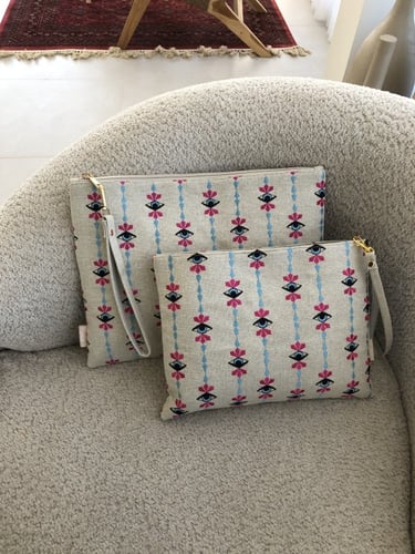 Flowery eyes Pouch (P7) - Smaller size