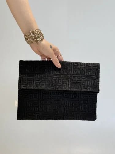 Letters Pouch (P4) - black