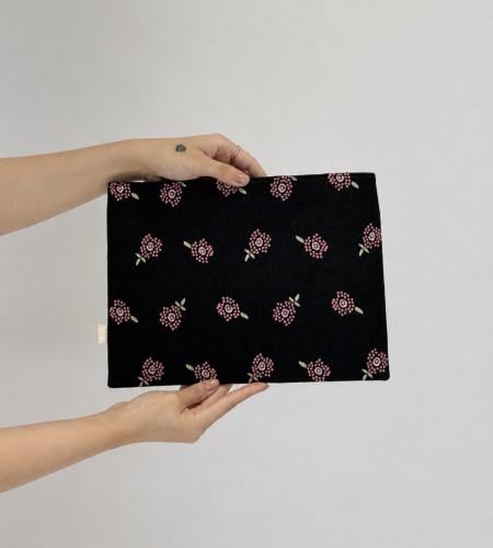 Flowers Pouch (P10)