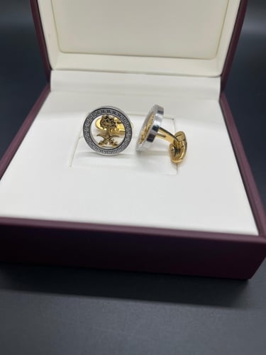 كبك بشعار سيفين ونخلة