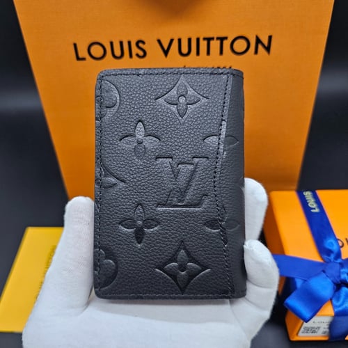 محفظة لويس فيتون