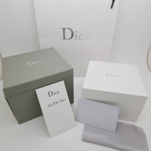 ساعة ديور نسائي