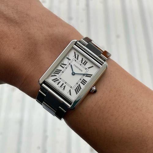 ساعة كارتير تانك الكلاسيكية