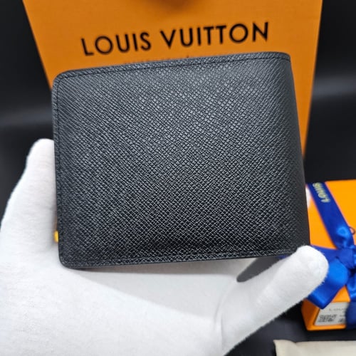 محفظة لويس فيتون