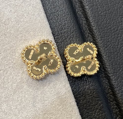 حلق فان كليف مع الملحقات