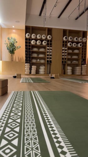 كلاس يوقا “ حصه واحده "