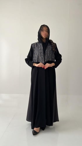 عباية فَلَك