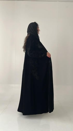 عباية نَايلة