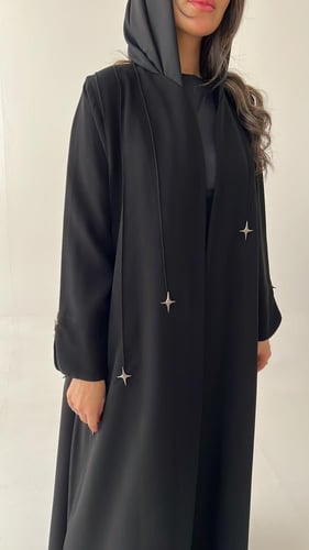 عباية نَجمة