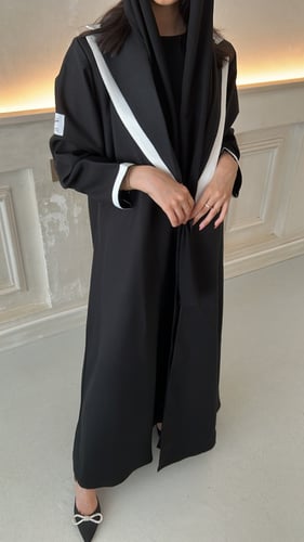 عباية آسرَه