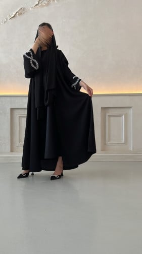 عباية قَمْراء