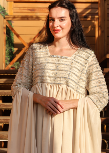 Special design dress / Beige