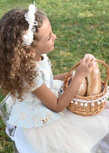 فستان تيفاني راقي من خامة الجاكار المميزة