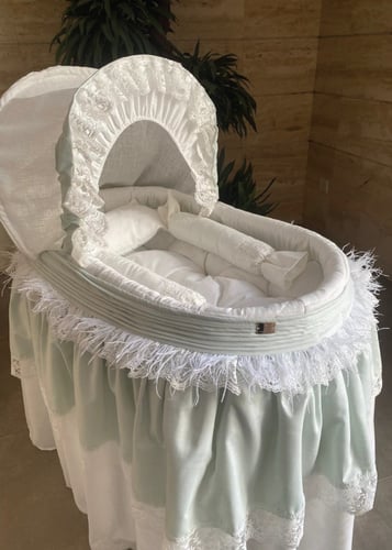 سرير تفاحي طبقتين / محايد