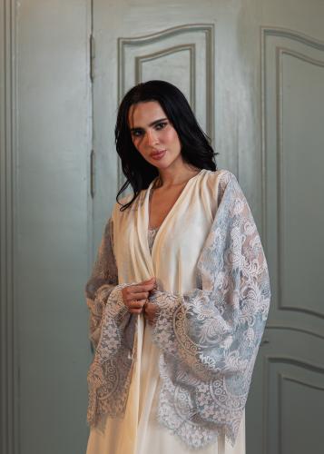 Dreamy Lace Robe