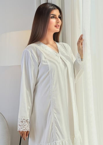 قميص ميدي ناعم وانثوي بالدانتيل