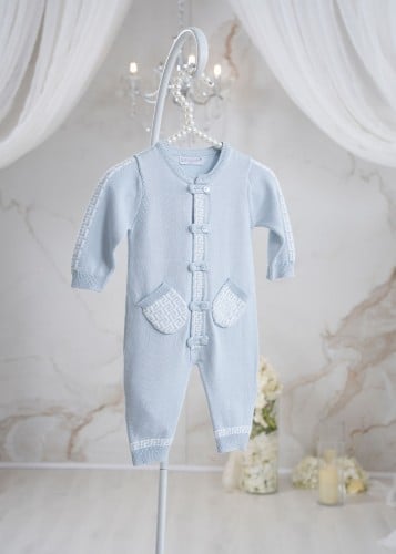 افرول رمادي بتصميم كاجول أنيق للاستقبال