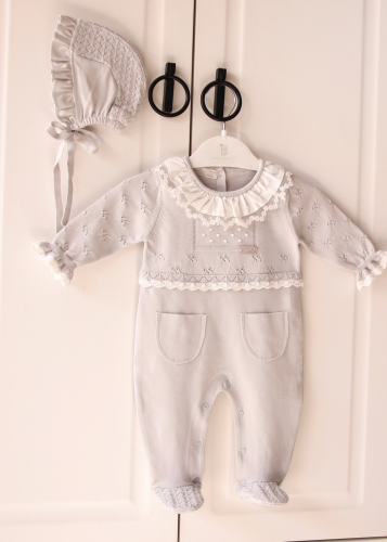 بربتوز رمادي راقي بتصميم اسباني/ محايد