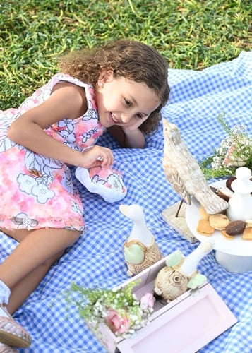 فستان فخم بألوان زاهية وبقصة انيقة للجمعات والمناس...