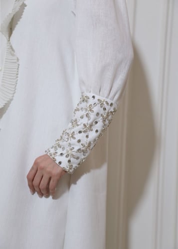 لبس الاستقبال المميز من البليسيه والتطريز + المدس