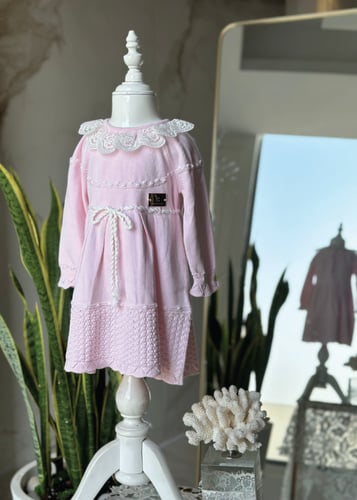 فستان زهري بتصميم اسباني راقي