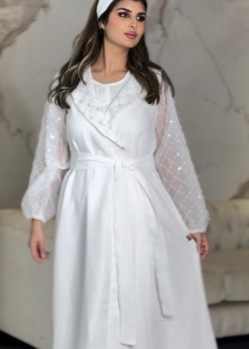Blooming robe