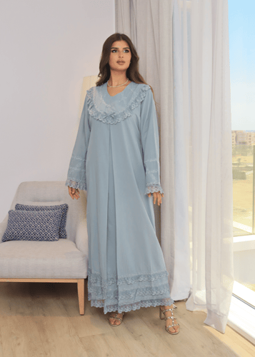 قميص استقبال راقي مميز بأضافة طبقات من الدانتيل