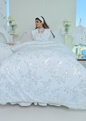 بكج فاخر بتطريز