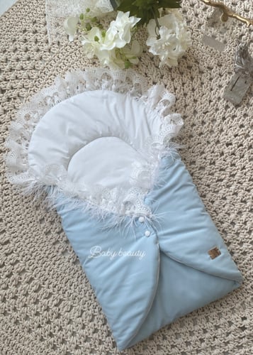 روب استقبال سماوي مع غطاء للأطفال