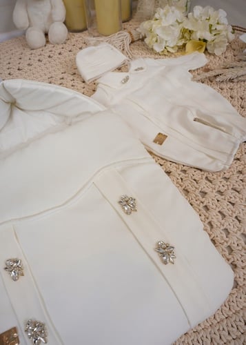 مجموعة الاستقبال المميزة بالكريستال