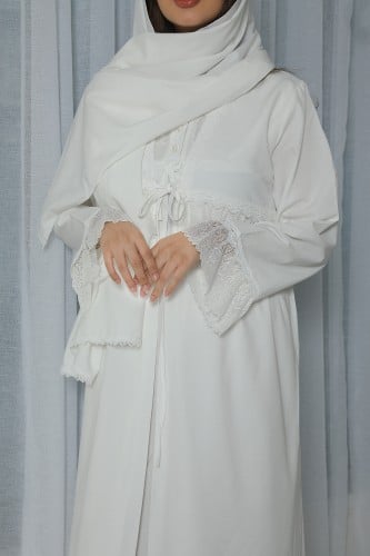 روب استقبال اوف وايت بتصميم ناعم وأنيق بأضافة الكل...