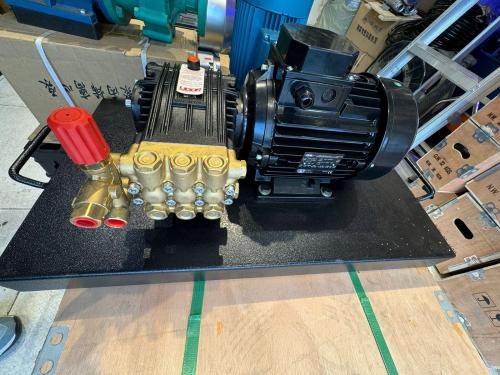 مضخة غسيل إيطالية 200 بار ماركة UDOR دايركت على مح...