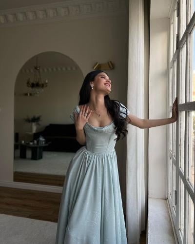 فستان خامه جي كرانت