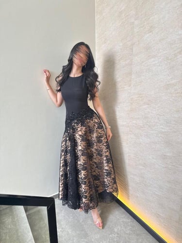 فستان دانتيل