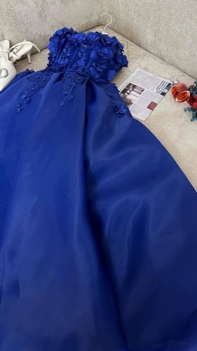 فستان جزار لون بنك