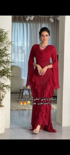 فستان المناسبات لون احمر
