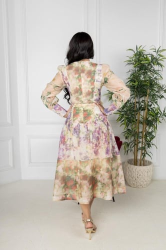 فستان المناسبات مشجر