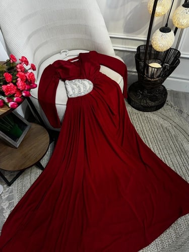 فستان احمر خامه كرستال تطريز يدوي