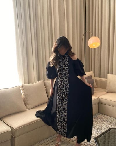 فستان العيد لون اسود خامه سي واي