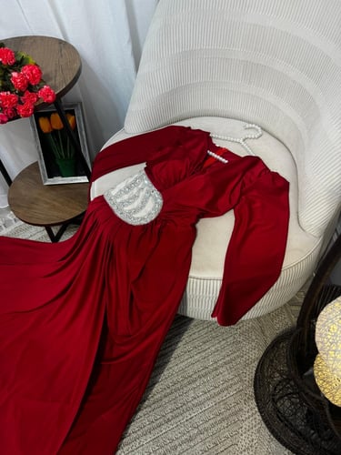 فستان احمر خامه كرستال تطريز يدوي