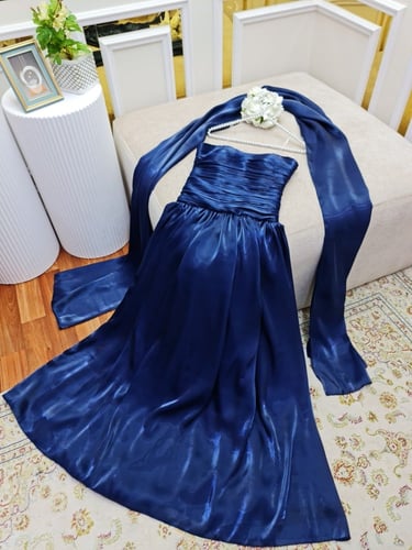 , فستان العيد لاصلي لون ازرق