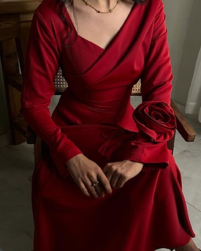 فستان العيد لون احمر