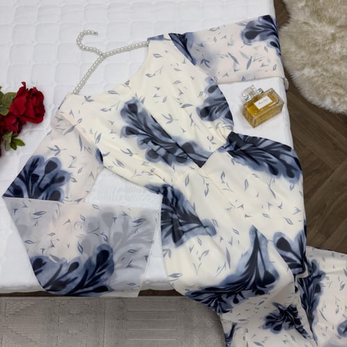 فستان شيفون لون ابيض