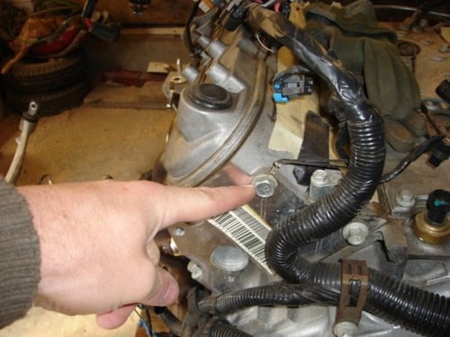 مسمار راس لتوصيل الارضي LS