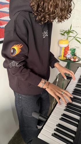 Black hodie double cap