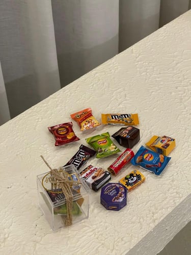 توزيعات علبه صغيره اكريلك