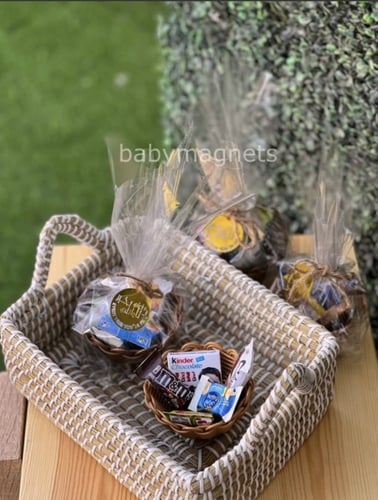 توزيعة سلة للعيد ( اختيار عشوائي )