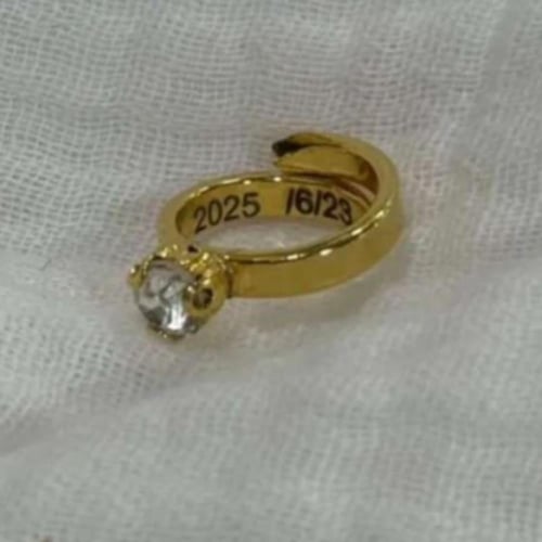 خاتم كريستال مواليد مع حفر عبارة