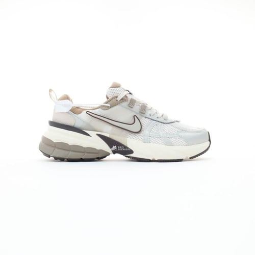 V2K Run Light Orewood Brown sneakers