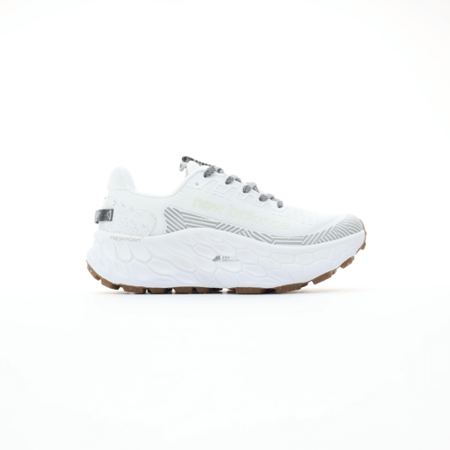 New Balance Fresh Foam X More Trail v3 Black Cayen...